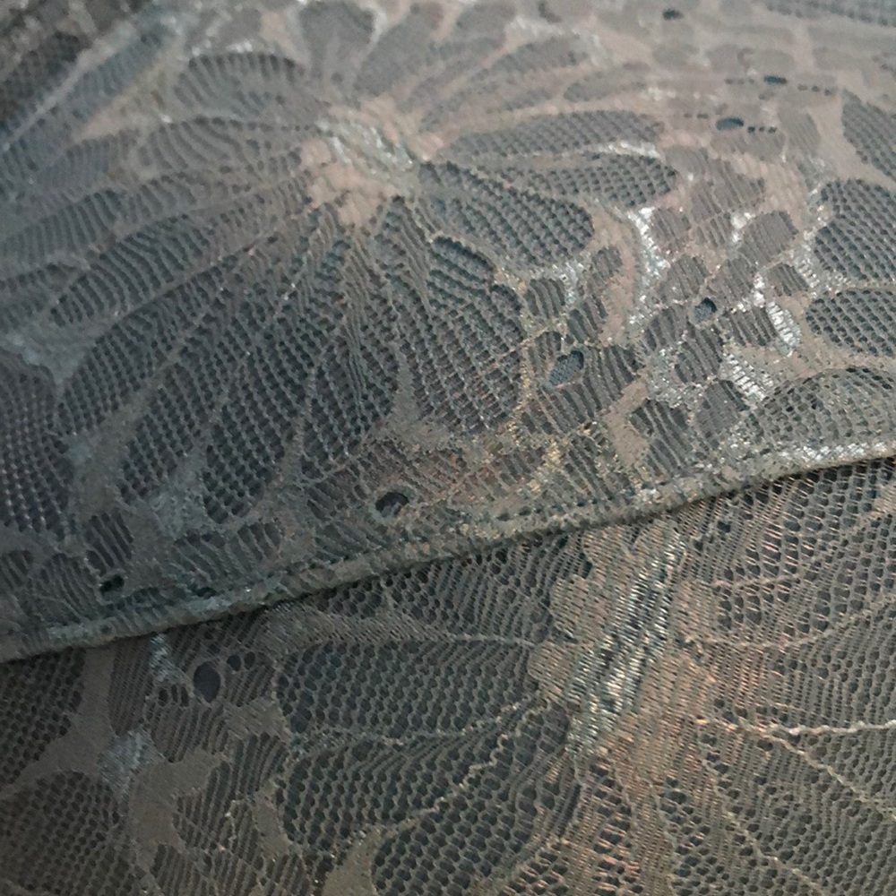 Lace Underwire Bra in Teal - Picture 8 of 8